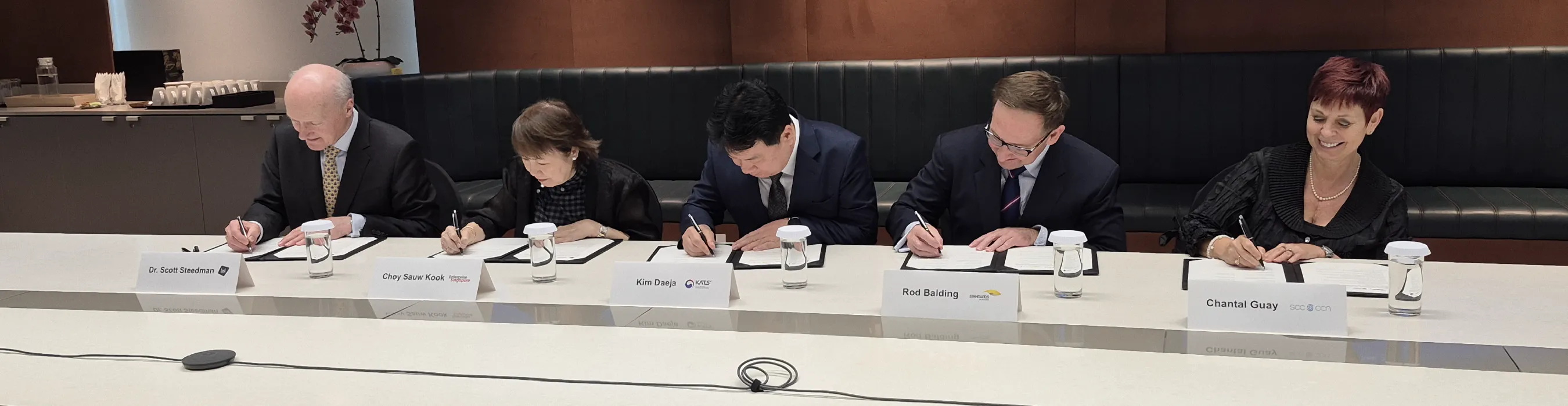 SCC signs arrangement with standards bodies from Singapore, the United Kingdom, Republic of Korea, and Australia to support practical work on AI governance, testing, and international standards.